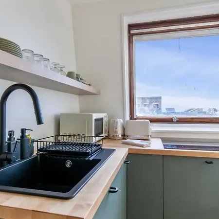 Beautiful Renovated On Port De